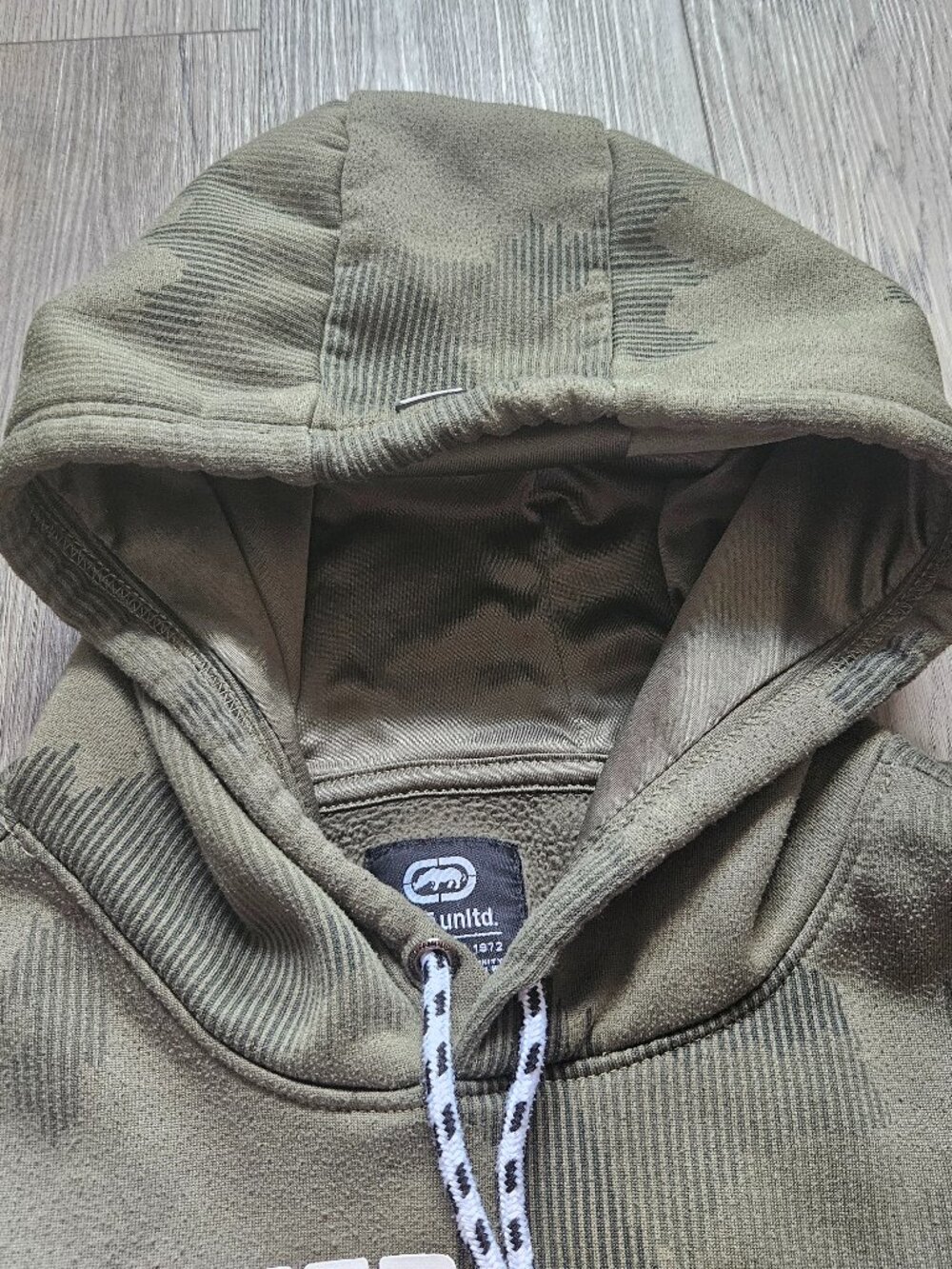 Ecko Unltd Mens XL Camo Hoodie Olive Green Pullover Sweatshirt World Renowned - Picture 3 of 9